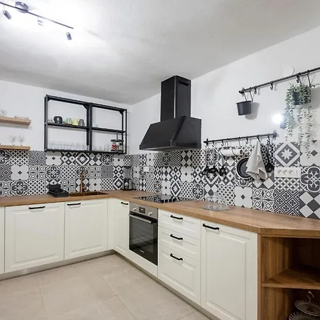 Cozy In With Kitchen Holiday home Zmijavci